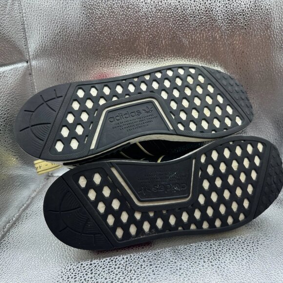 Size 8.5 Adidas Thebe Magugu x NMD_R1 Mens Black Running Sneakers GX2074 - Picture 12 of 13